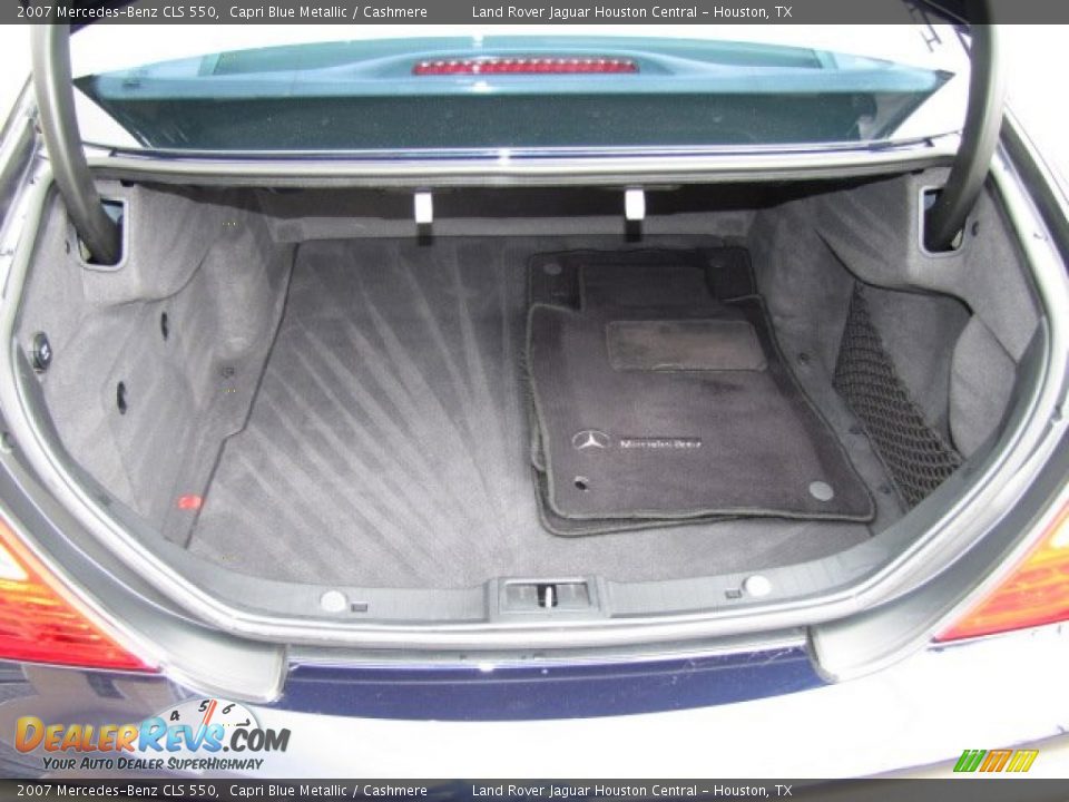 2007 Mercedes-Benz CLS 550 Trunk Photo #24