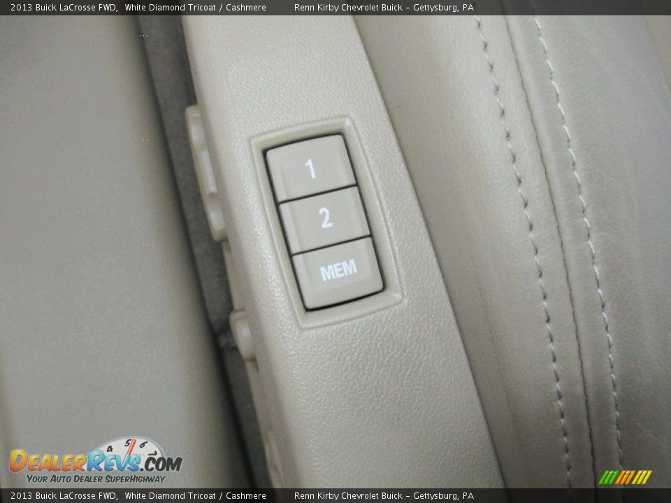 2013 Buick LaCrosse FWD White Diamond Tricoat / Cashmere Photo #25