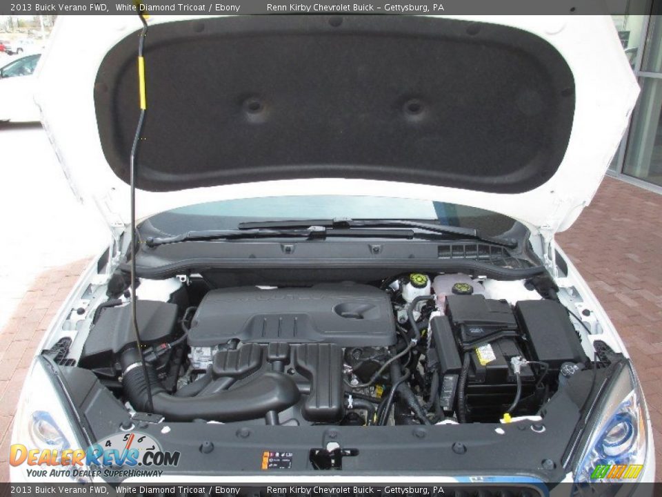 2013 Buick Verano FWD White Diamond Tricoat / Ebony Photo #16