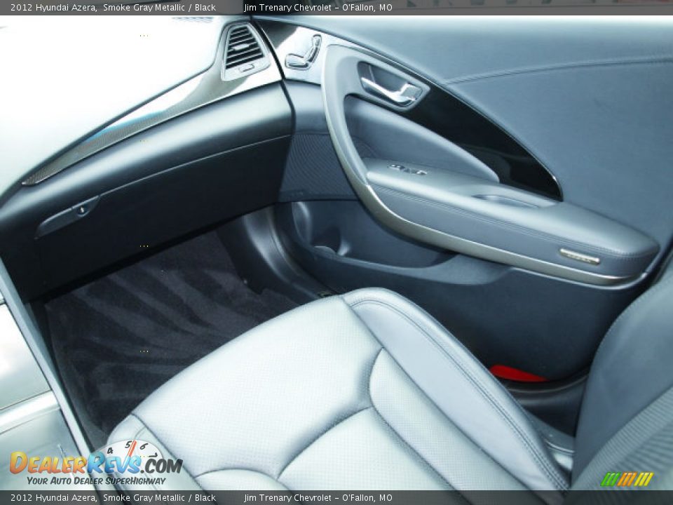 2012 Hyundai Azera Smoke Gray Metallic / Black Photo #13