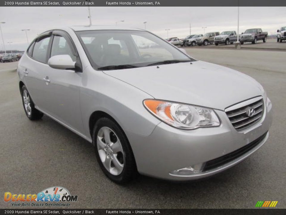 2009 Hyundai Elantra SE Sedan Quicksilver / Black Photo #5