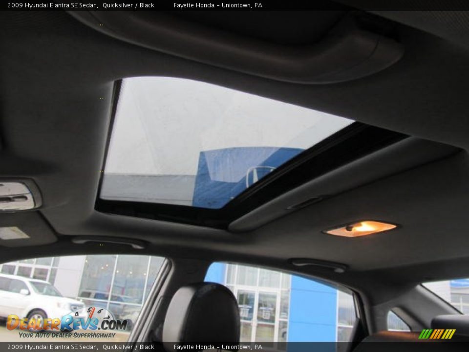 2009 Hyundai Elantra SE Sedan Quicksilver / Black Photo #16