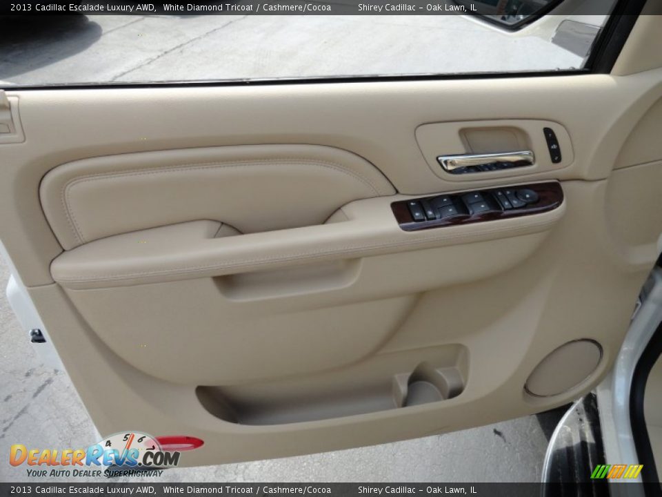 2013 Cadillac Escalade Luxury AWD White Diamond Tricoat / Cashmere/Cocoa Photo #17