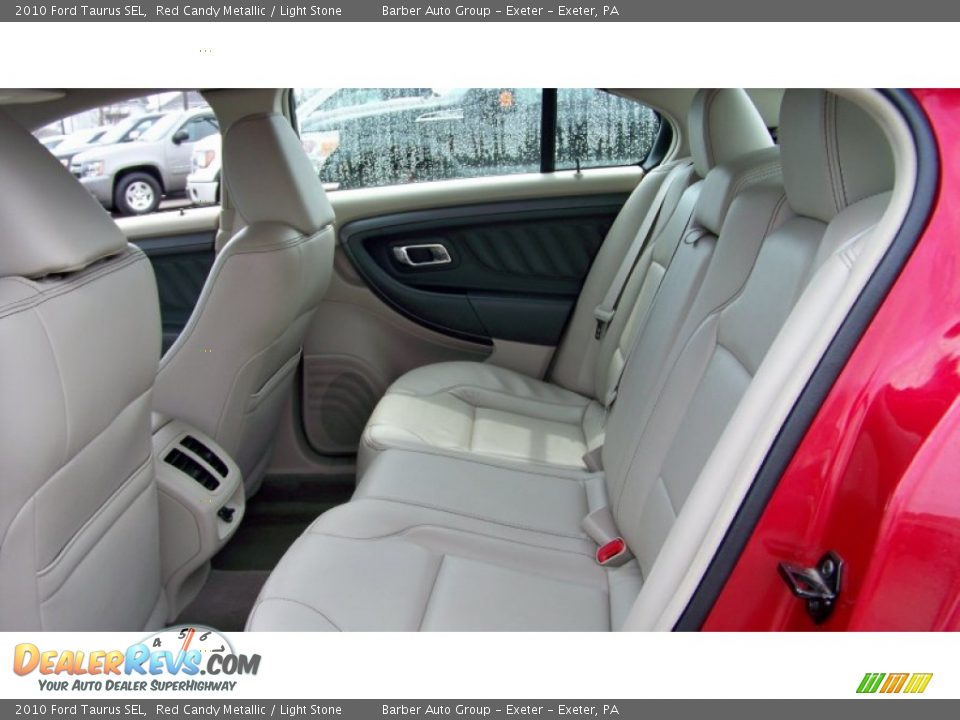 Rear Seat of 2010 Ford Taurus SEL Photo #15