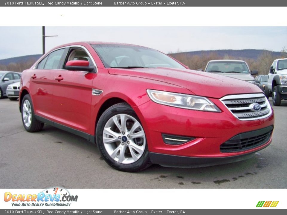 Front 3/4 View of 2010 Ford Taurus SEL Photo #20