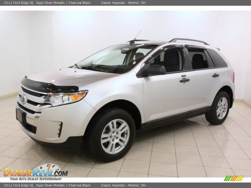 2011 Ford Edge SE Ingot Silver Metallic / Charcoal Black Photo #3