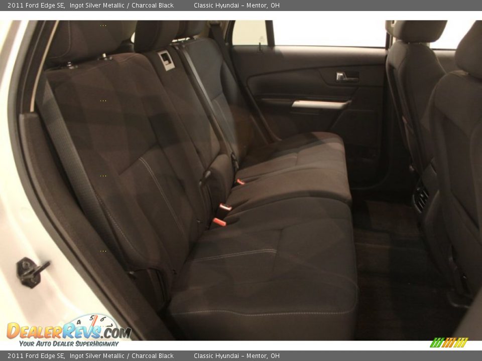 2011 Ford Edge SE Ingot Silver Metallic / Charcoal Black Photo #20