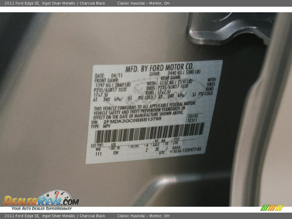 2011 Ford Edge SE Ingot Silver Metallic / Charcoal Black Photo #25
