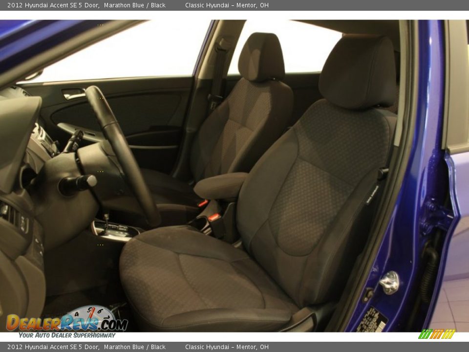 2012 Hyundai Accent SE 5 Door Marathon Blue / Black Photo #5