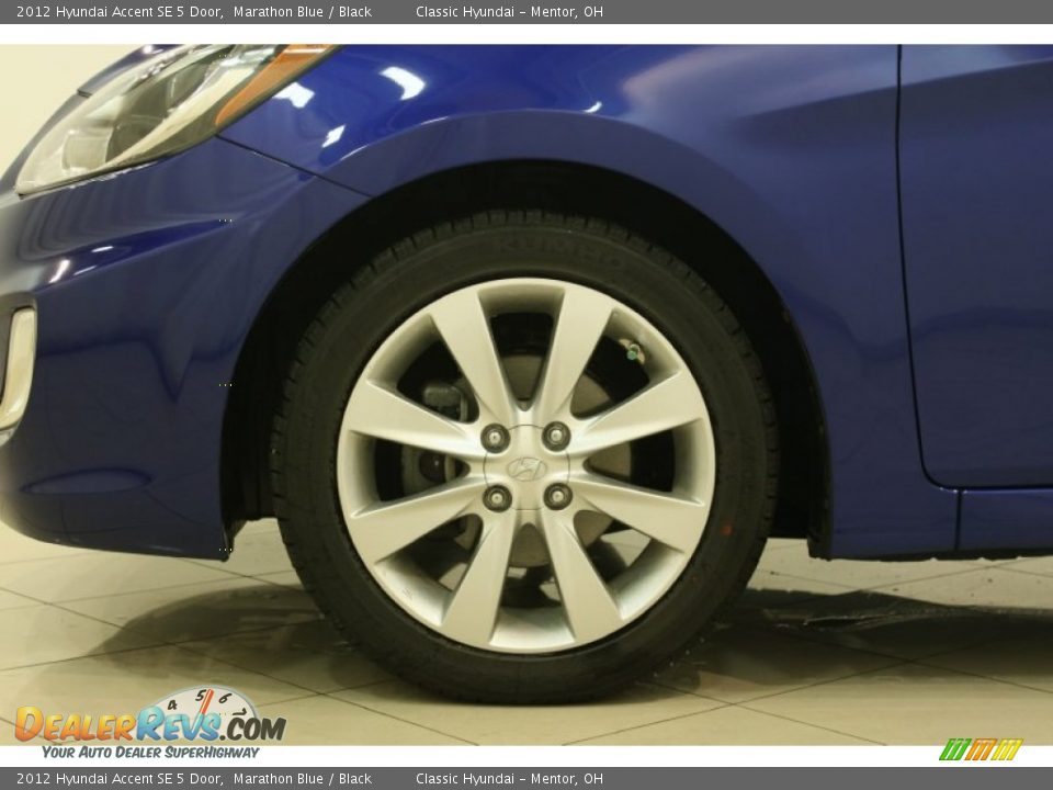 2012 Hyundai Accent SE 5 Door Marathon Blue / Black Photo #15