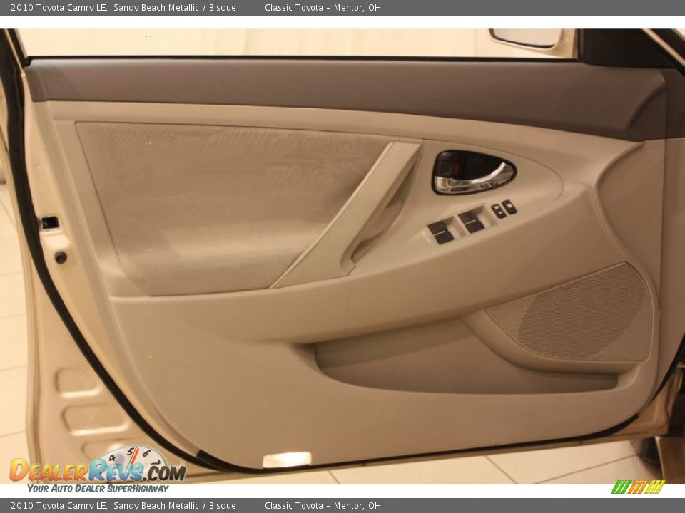 2010 Toyota Camry LE Sandy Beach Metallic / Bisque Photo #4