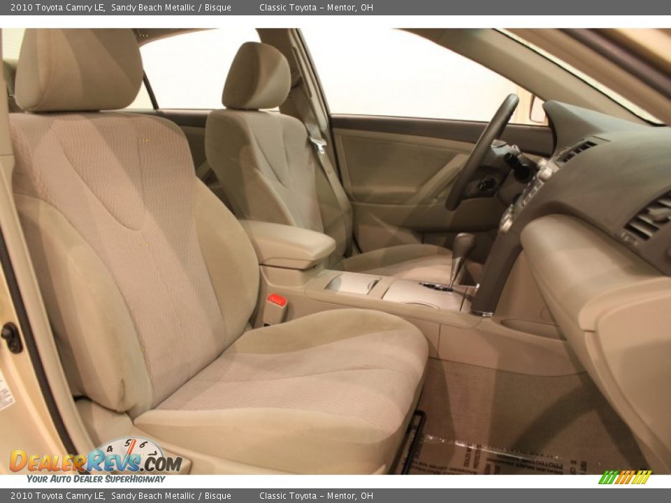 2010 Toyota Camry LE Sandy Beach Metallic / Bisque Photo #11