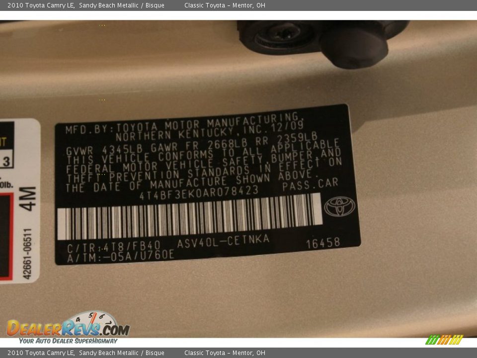 2010 Toyota Camry LE Sandy Beach Metallic / Bisque Photo #17