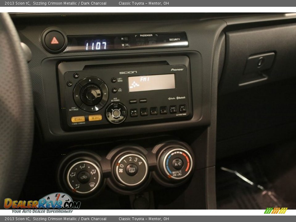 Controls of 2013 Scion tC  Photo #8