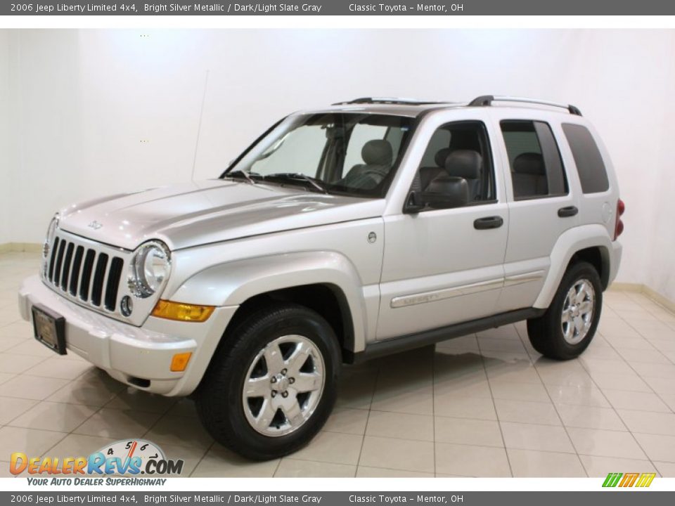 2006 Jeep Liberty Limited 4x4 Bright Silver Metallic / Dark/Light Slate Gray Photo #3