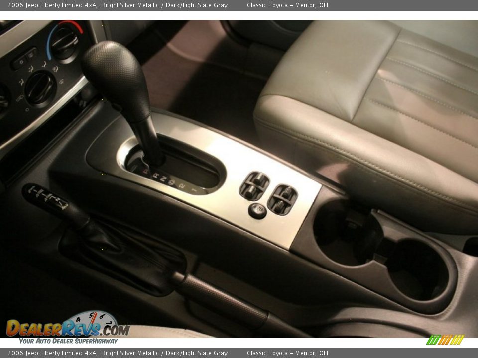 2006 Jeep Liberty Limited 4x4 Bright Silver Metallic / Dark/Light Slate Gray Photo #10