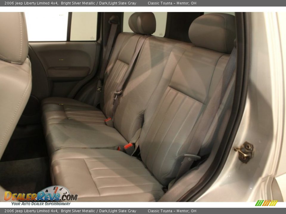 2006 Jeep Liberty Limited 4x4 Bright Silver Metallic / Dark/Light Slate Gray Photo #13