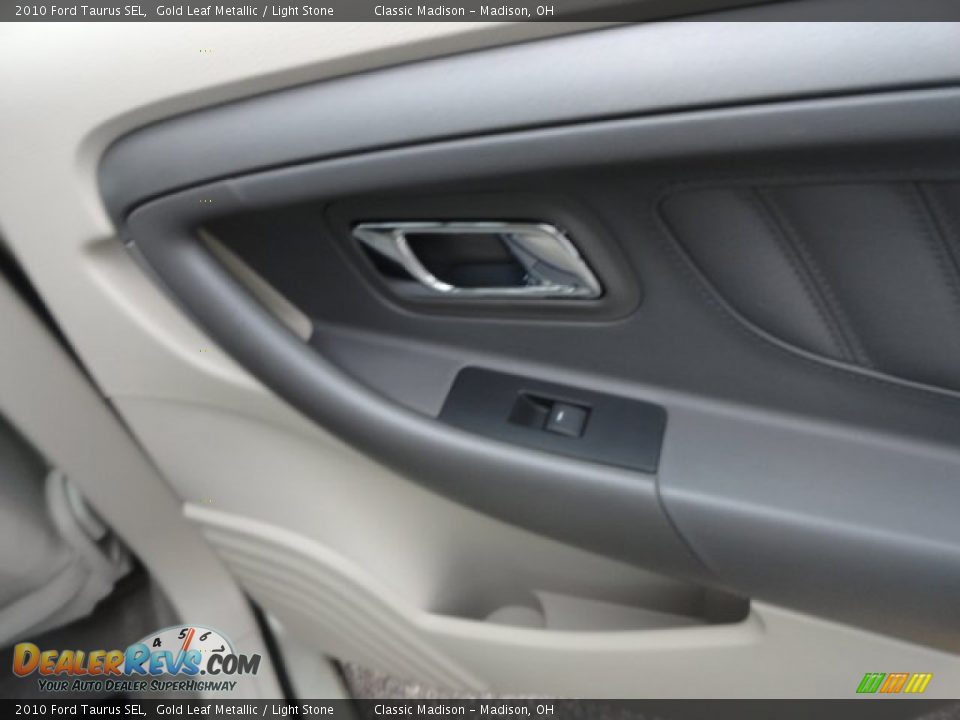 2010 Ford Taurus SEL Gold Leaf Metallic / Light Stone Photo #12
