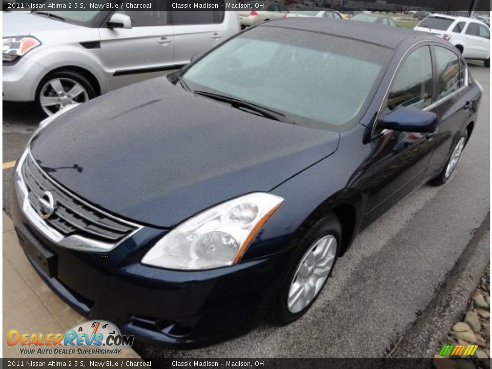2011 Nissan Altima 2.5 S Navy Blue / Charcoal Photo #2