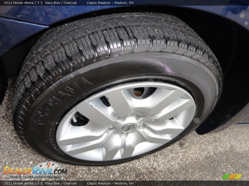 2011 Nissan Altima 2.5 S Navy Blue / Charcoal Photo #4