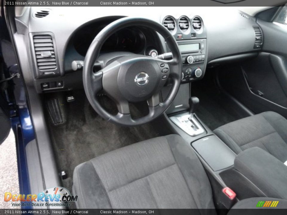 2011 Nissan Altima 2.5 S Navy Blue / Charcoal Photo #6