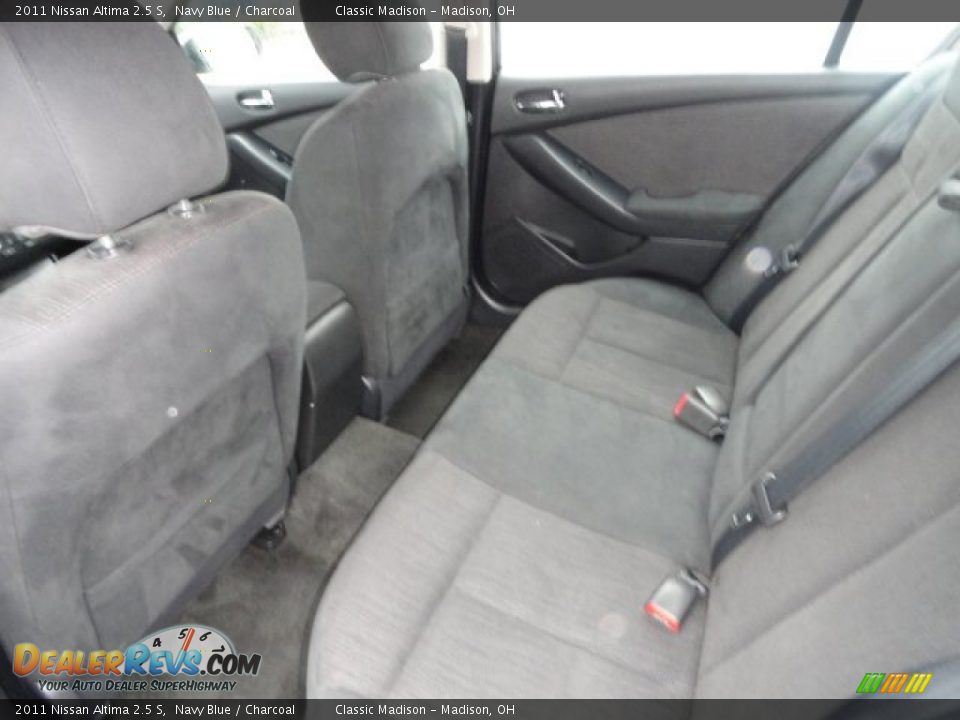 2011 Nissan Altima 2.5 S Navy Blue / Charcoal Photo #9