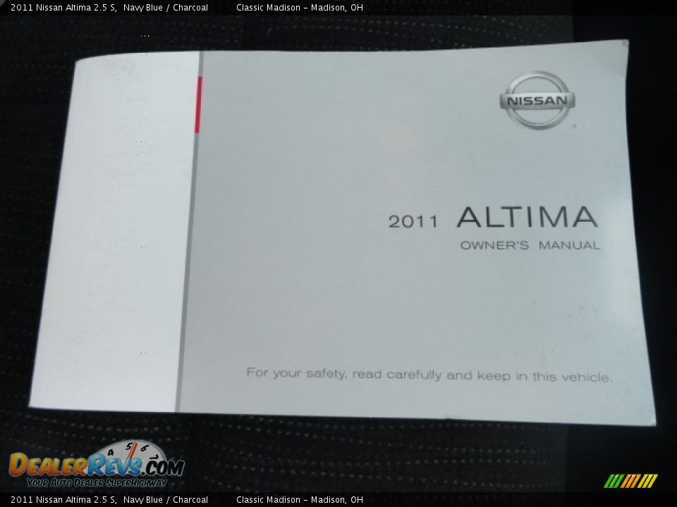 2011 Nissan Altima 2.5 S Navy Blue / Charcoal Photo #16