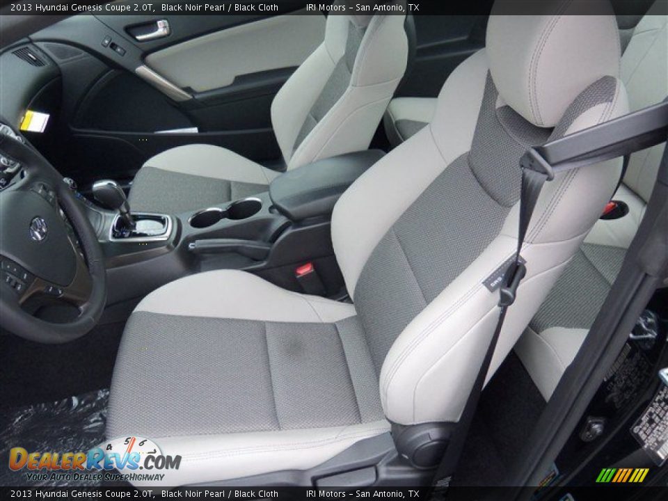 2013 Hyundai Genesis Coupe 2.0T Black Noir Pearl / Black Cloth Photo #11