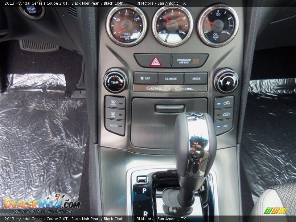 2013 Hyundai Genesis Coupe 2.0T Black Noir Pearl / Black Cloth Photo #16