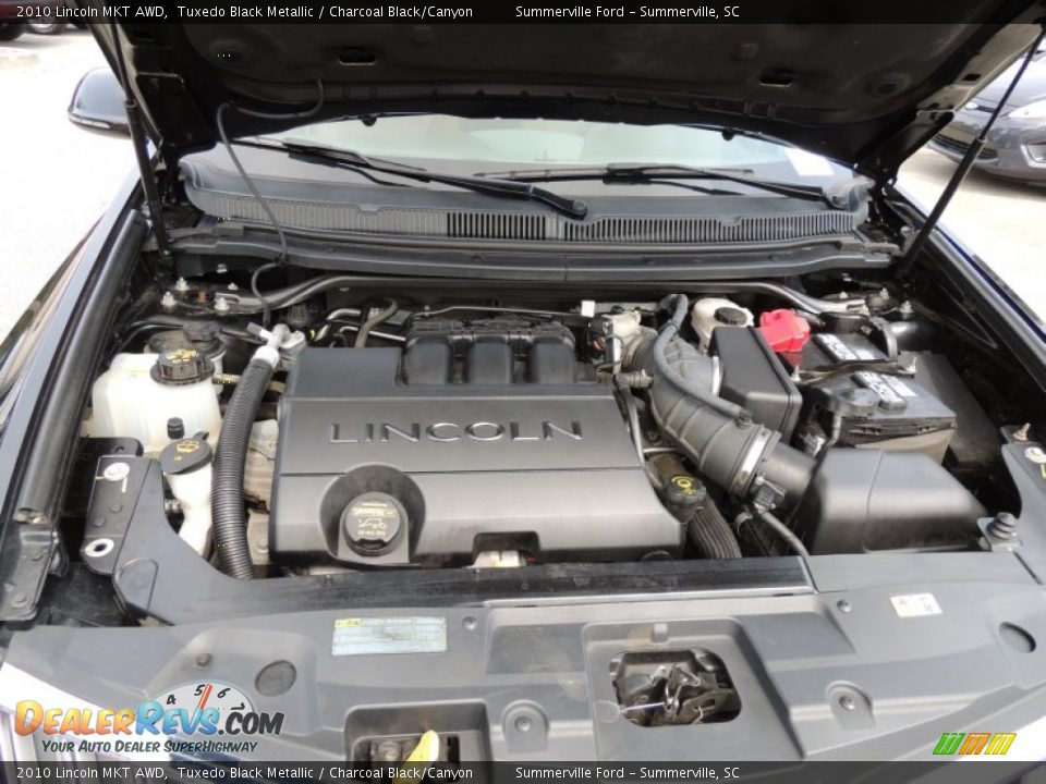 2010 Lincoln MKT AWD Tuxedo Black Metallic / Charcoal Black/Canyon Photo #22