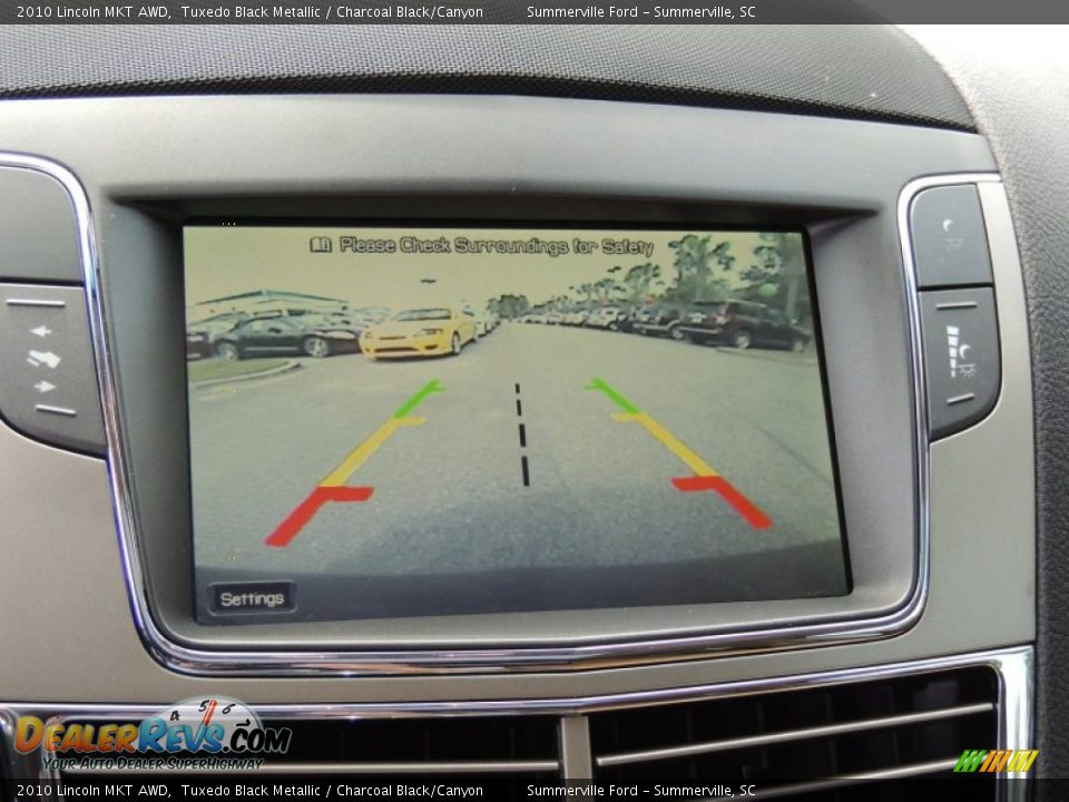 2010 Lincoln MKT AWD Tuxedo Black Metallic / Charcoal Black/Canyon Photo #25