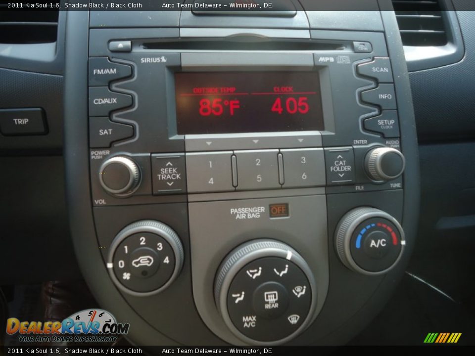 2011 Kia Soul 1.6 Shadow Black / Black Cloth Photo #17