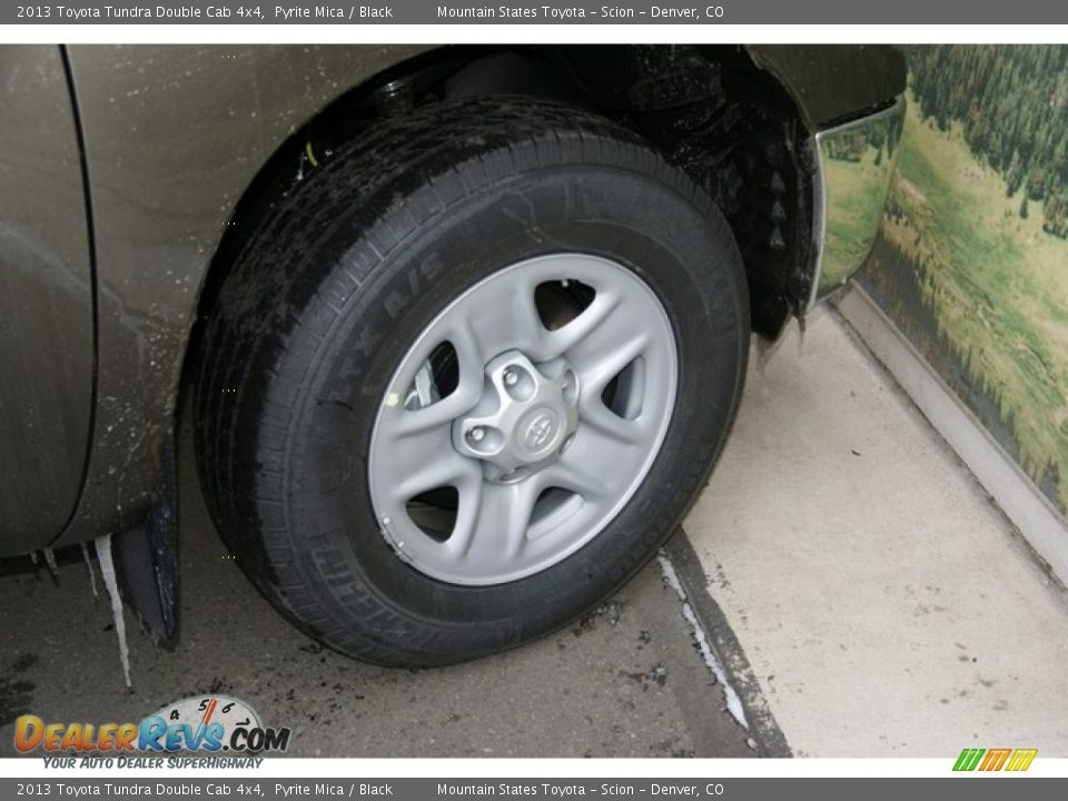 2013 Toyota Tundra Double Cab 4x4 Pyrite Mica / Black Photo #9