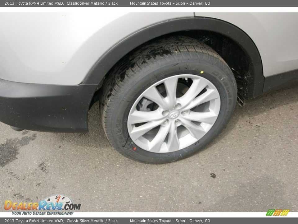 2013 Toyota RAV4 Limited AWD Classic Silver Metallic / Black Photo #9