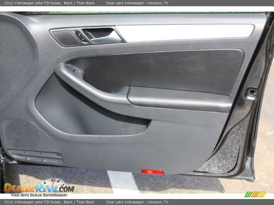 2012 Volkswagen Jetta TDI Sedan Black / Titan Black Photo #34