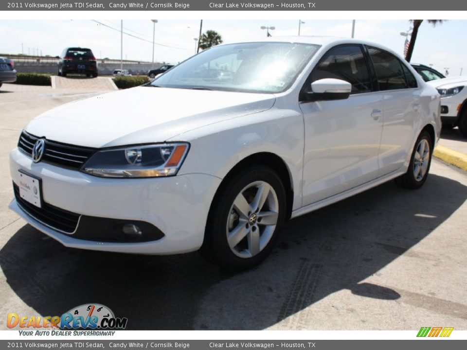 2011 Volkswagen Jetta TDI Sedan Candy White / Cornsilk Beige Photo #3
