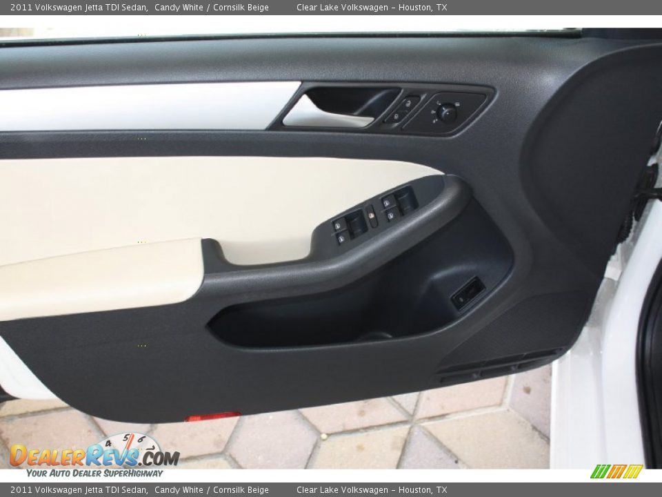 2011 Volkswagen Jetta TDI Sedan Candy White / Cornsilk Beige Photo #13