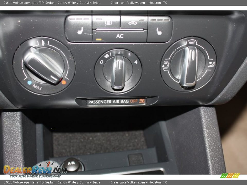2011 Volkswagen Jetta TDI Sedan Candy White / Cornsilk Beige Photo #24
