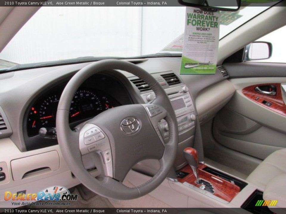 2010 Toyota Camry XLE V6 Aloe Green Metallic / Bisque Photo #12