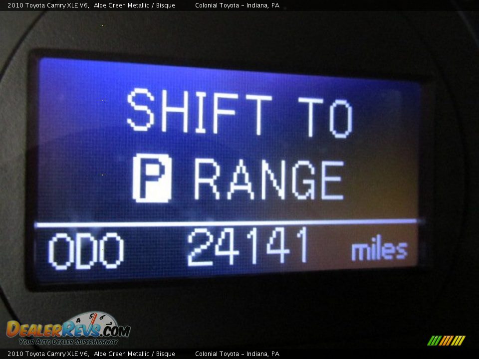 2010 Toyota Camry XLE V6 Aloe Green Metallic / Bisque Photo #20