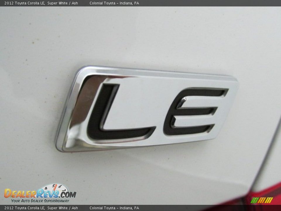 2012 Toyota Corolla LE Super White / Ash Photo #8