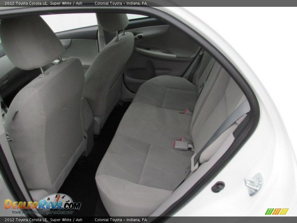 2012 Toyota Corolla LE Super White / Ash Photo #11