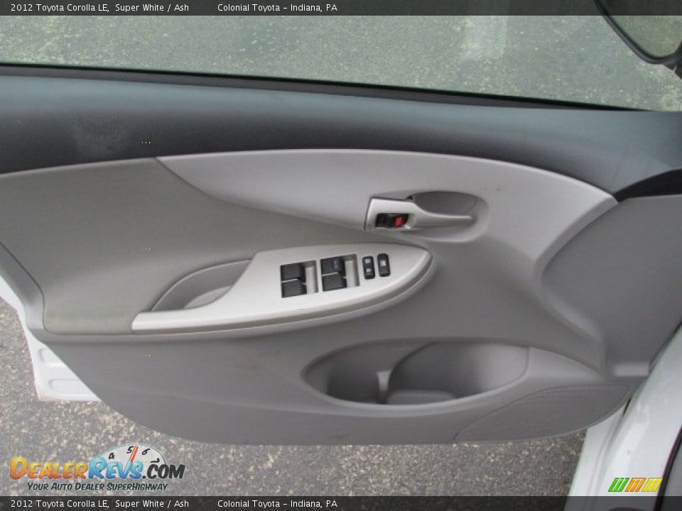 2012 Toyota Corolla LE Super White / Ash Photo #13