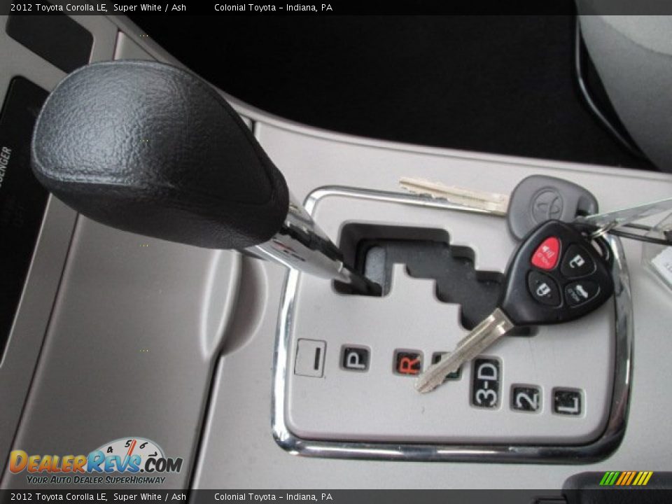 2012 Toyota Corolla LE Super White / Ash Photo #16