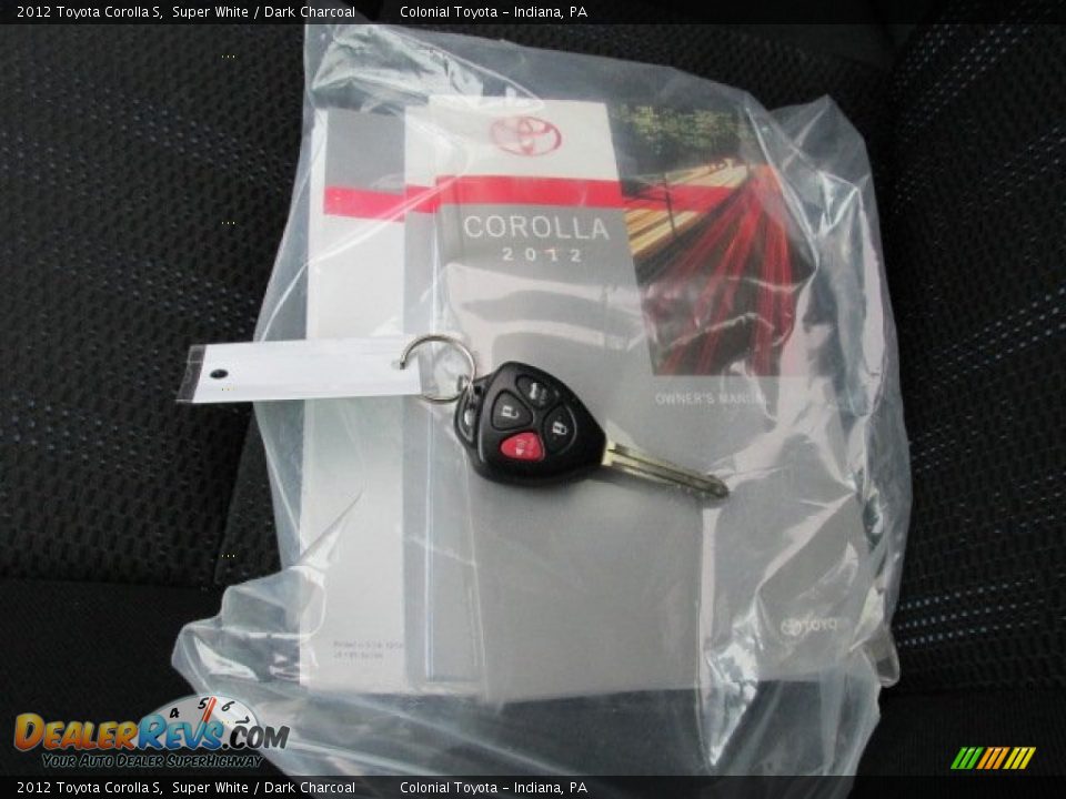 2012 Toyota Corolla S Super White / Dark Charcoal Photo #17