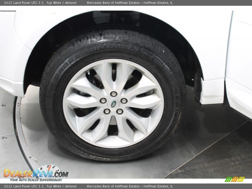 2012 Land Rover LR2 3.2 Fuji White / Almond Photo #27