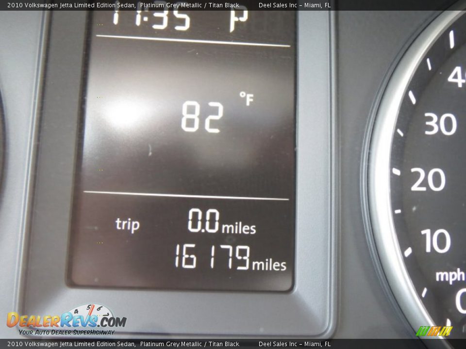 2010 Volkswagen Jetta Limited Edition Sedan Platinum Grey Metallic / Titan Black Photo #15