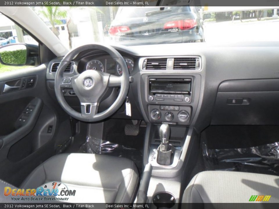 2012 Volkswagen Jetta SE Sedan Black / Titan Black Photo #12