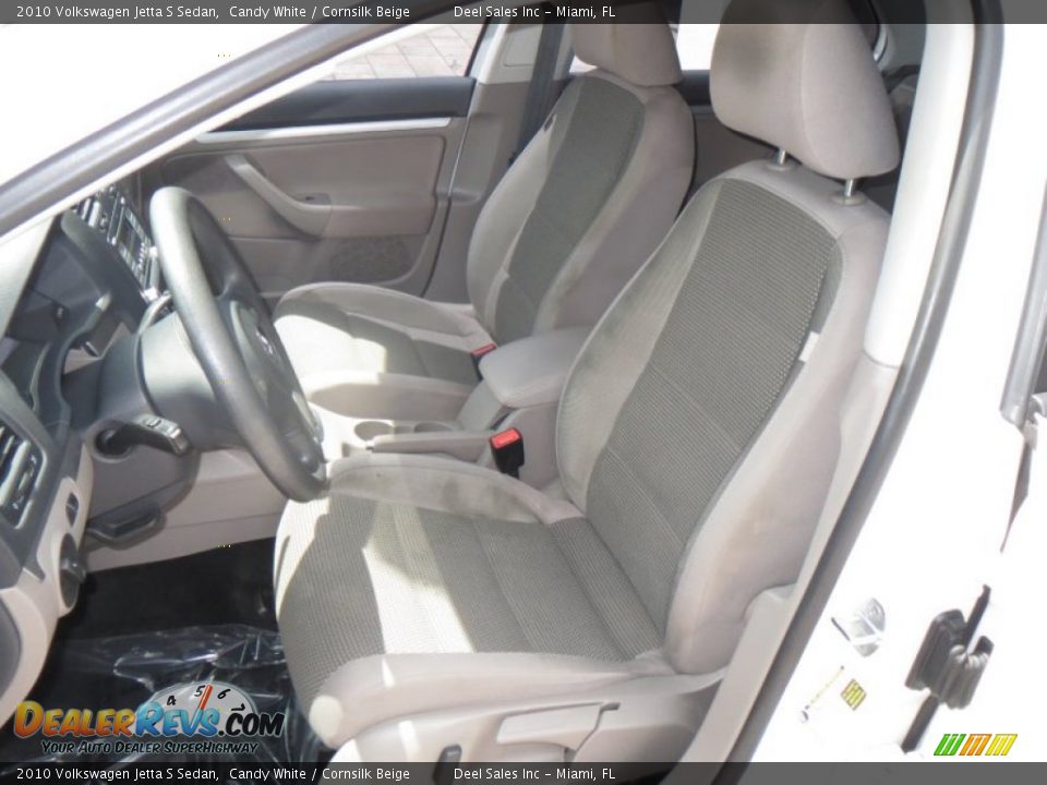 2010 Volkswagen Jetta S Sedan Candy White / Cornsilk Beige Photo #9