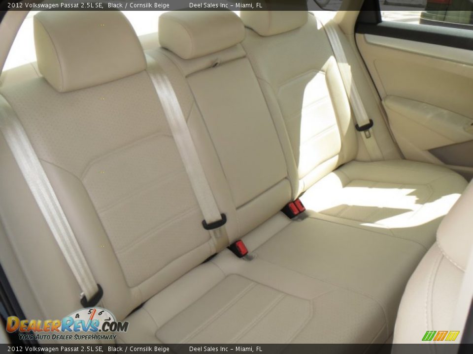 2012 Volkswagen Passat 2.5L SE Black / Cornsilk Beige Photo #11
